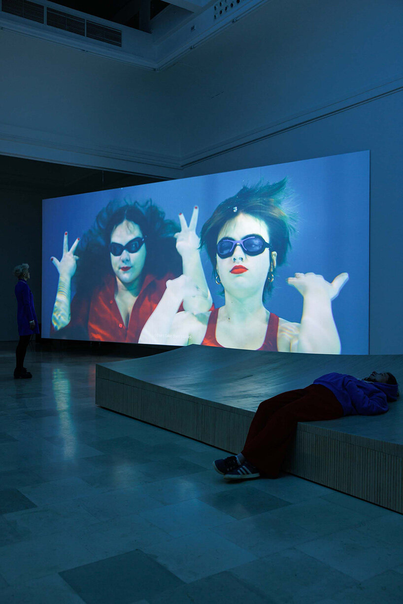 language beyond speech: at the polish pavilion, sound and movement construct narrative - 6