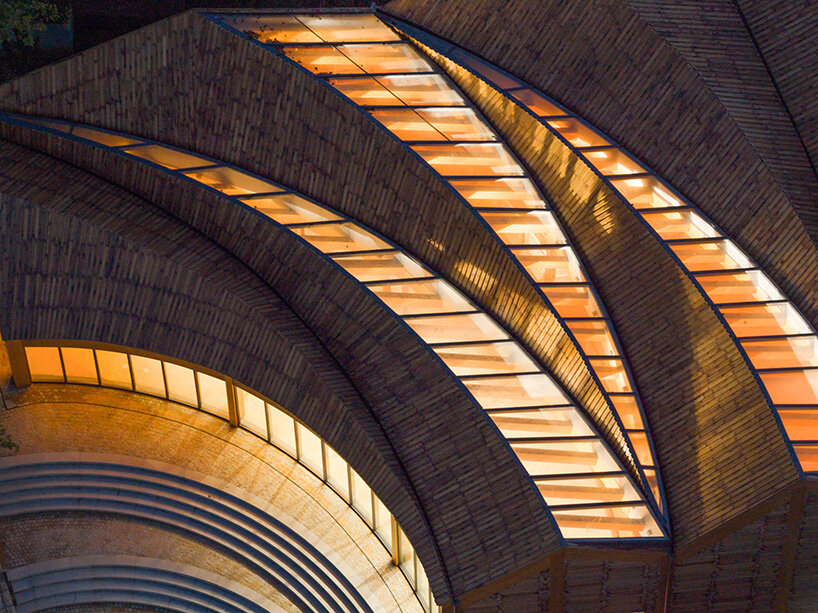 sweeping timber roof crowns a workshop reviving rural craft traditions in china - 12