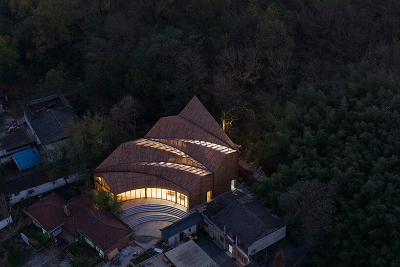sweeping timber roof crowns a workshop reviving rural craft traditions in china - 13