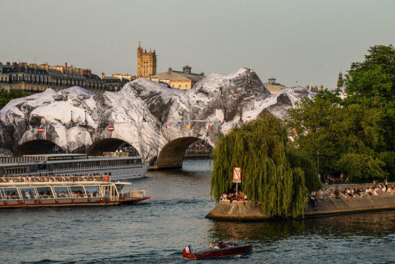 Jr Inflatable Cave JR’s inflatable cave across the pont neuf is now open in paris