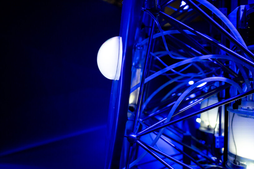 mist-filled bubbles grow out of A.A.murakami's SYMBIOSIS installation for BMW at art basel - 3