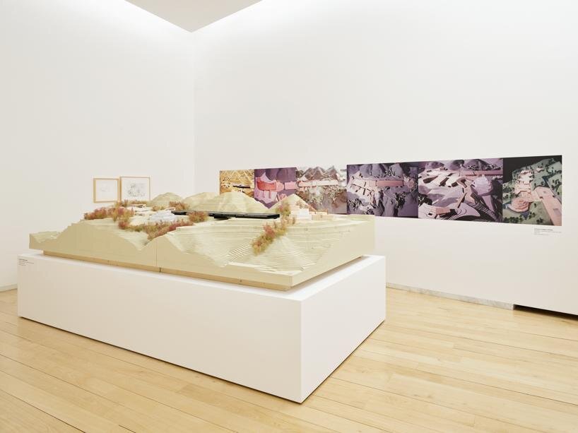step into frank gehry's sweeping signature style in a new retrospective - 4