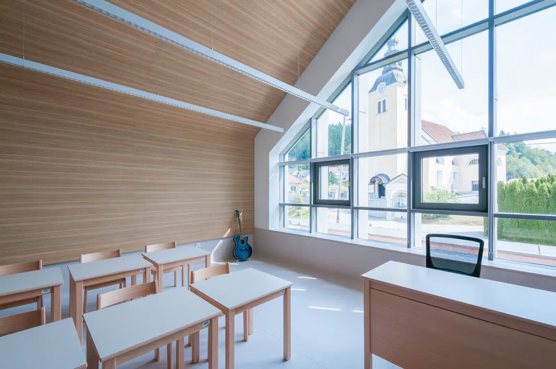 hotic-educational-complex-geoplan-primary-school-kindergarten-community-facilities-social-center-slovenia-designboom-1800-3