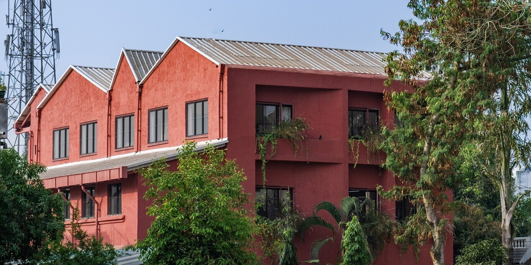latur-maharashtra-india-preschool-reuse-gayatrilokesh-architects-llp-rooted-retrofit-designboom-1800-3