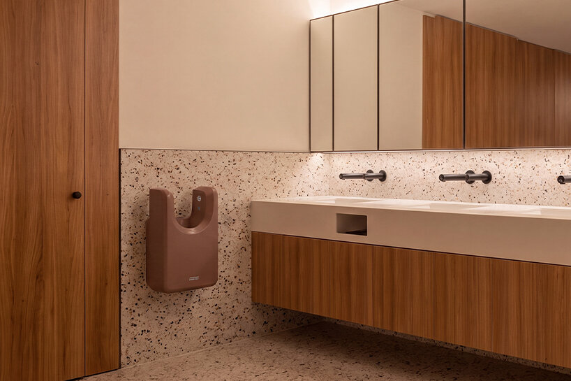 mediclinics’ u-flow hand dryer merges ergonomics with unlimited color customization - 6