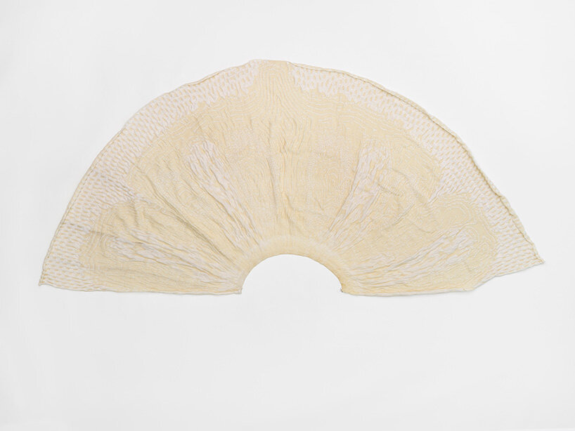 OXMAN explores growing color through bacterial pigmentation instead of synthetic dyes - 14