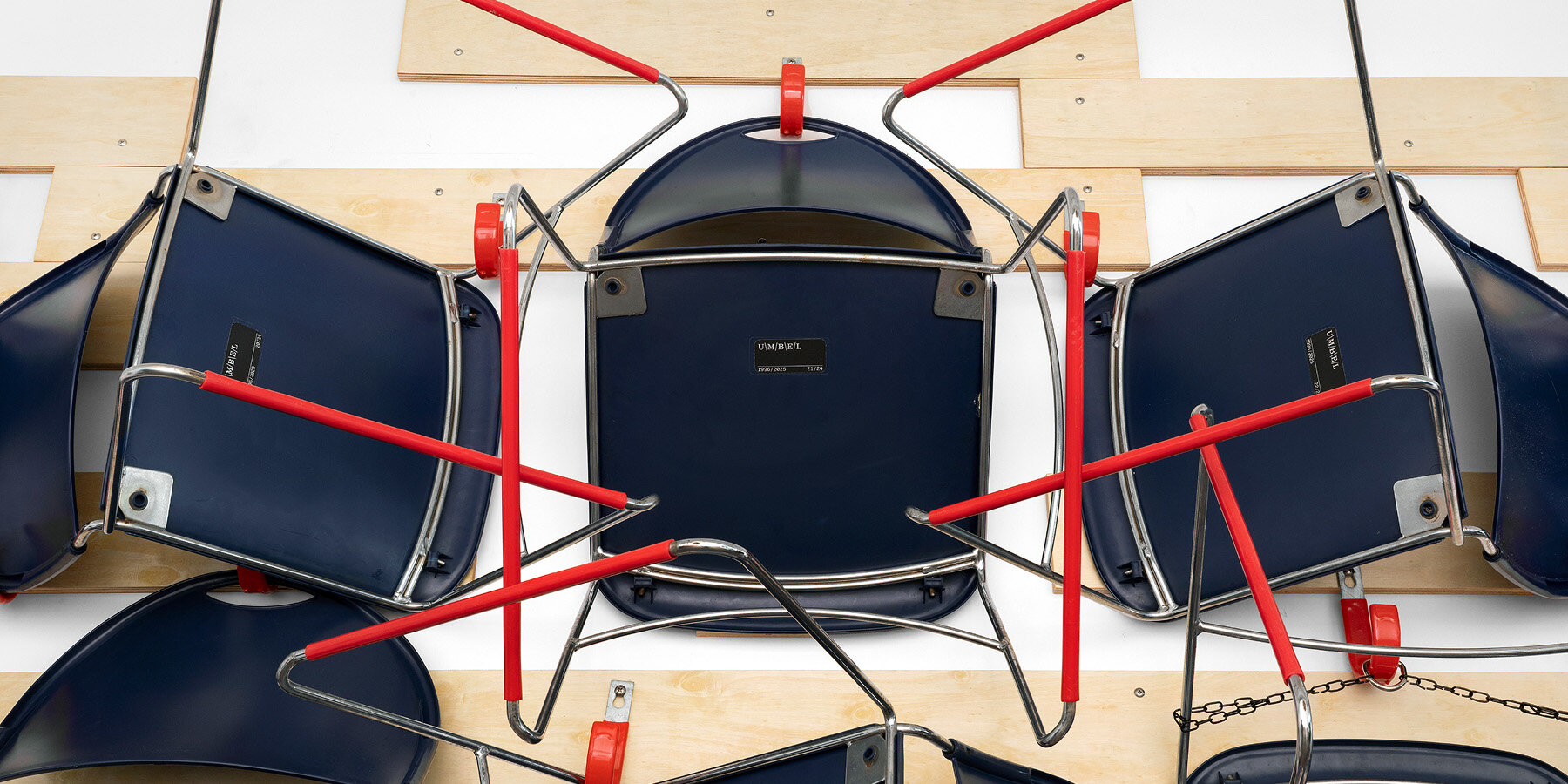 stackable-mid-1990s-haworth-chairs-sound-diffusing-acoustic-installation-umbel-designboom-1800-2