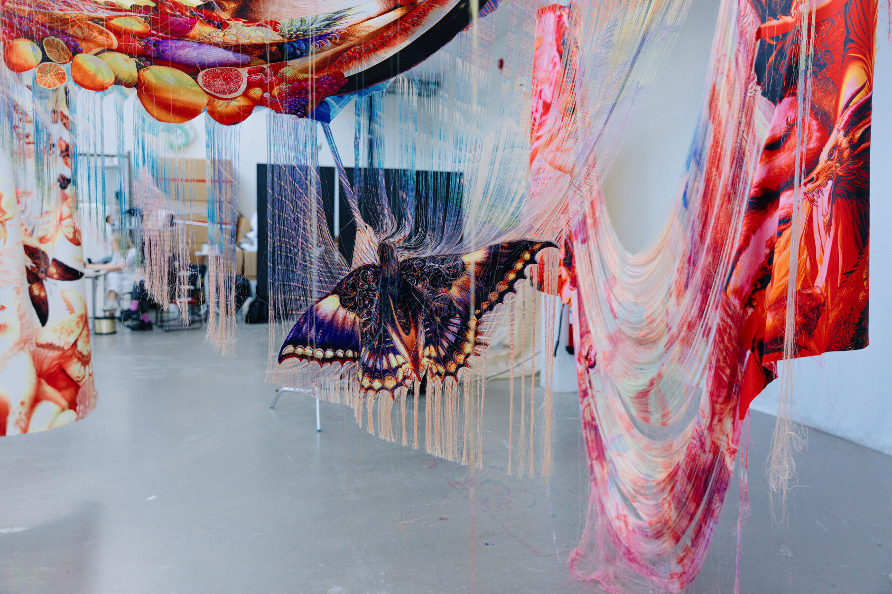 ukurant-kristian-vallum-kryger-falden-unraveled-49-5-hours-3daysofdesign-copenhagen-designboom-08a