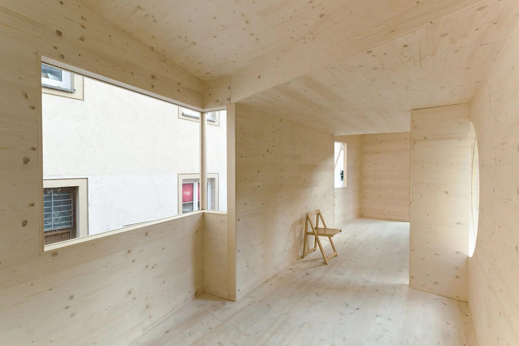 zuhaus-haidhausen-designer-clemens-hoyer-munich-germany-designboom-08a