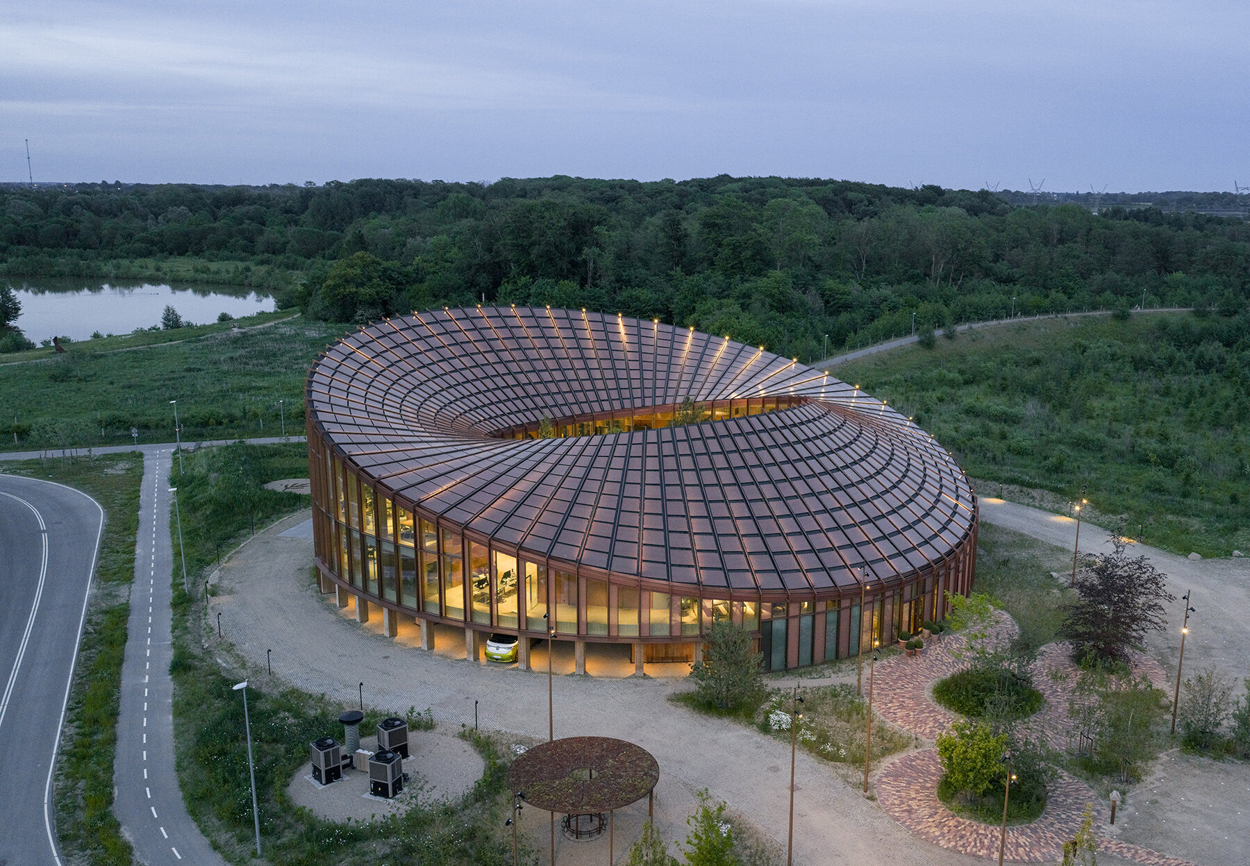 big-bjarke-ingels-group-dymak-headquarters-full-scale-showcase-natural-materials-denmark-designboom-large03