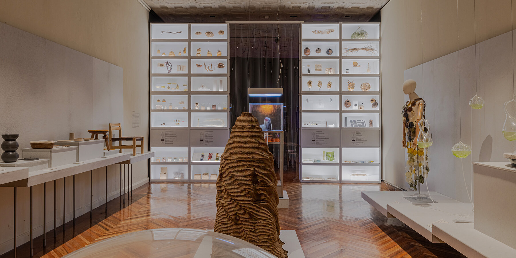 biodiseno-mx-territorios-exhibition-biodesign-vivos-mexico-city-museo-franz-mayer-taina-campos-designboom-1800-3