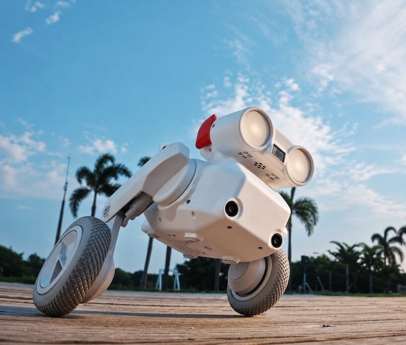 meet beni, the playful all-terrain camera robot that follows you around and films in 4K - 7