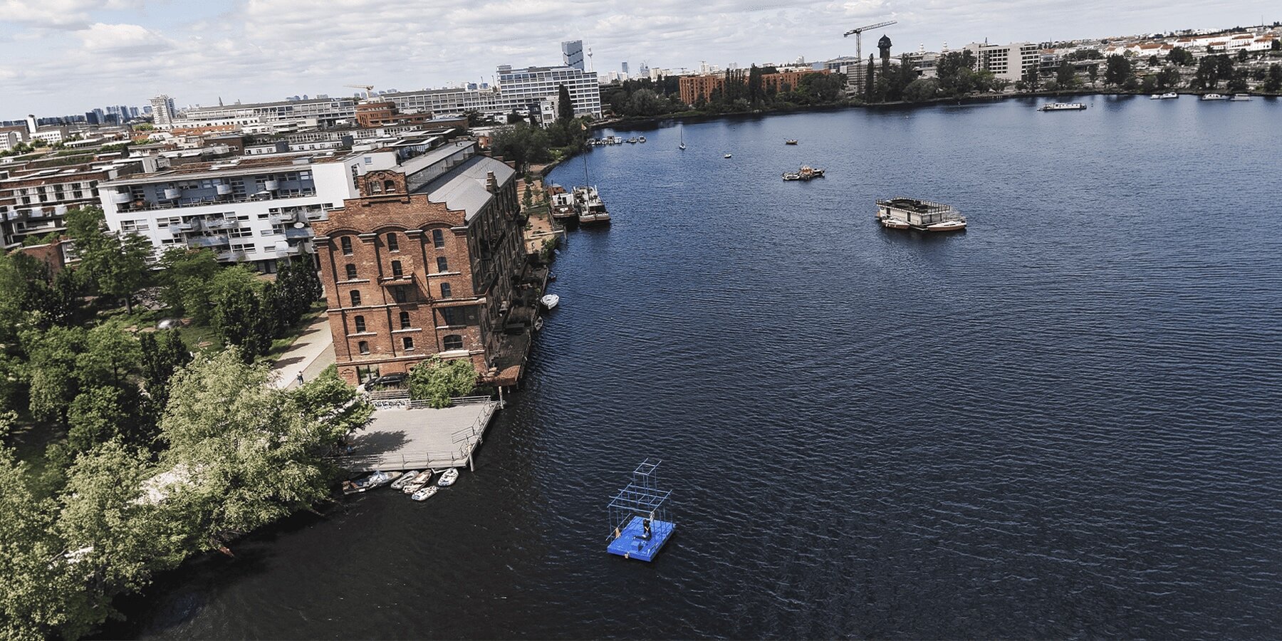 caution-wet-floor-performance-floating-platform-lara-lussheimer-insola-berlin-designboom-1800-2