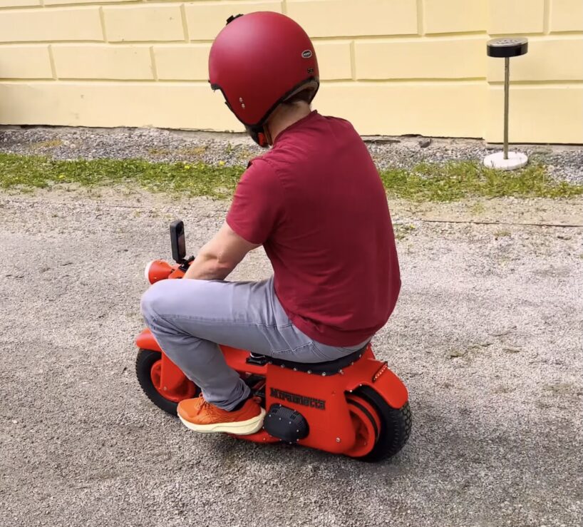 14kg electric motorbike disassembles for flights and rebuilds on arrival - 6