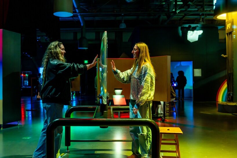 san francisco’s exploratorium turns STEM learning into hands-on play - 9