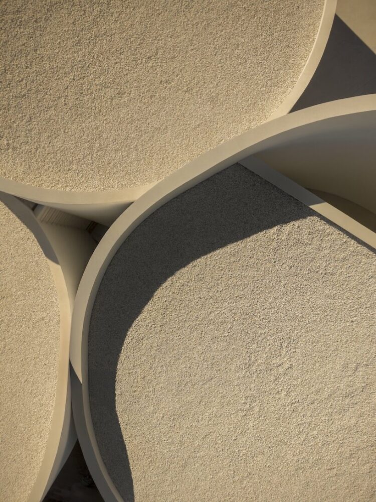 five intersecting cylinders shape fran silvestre arquitectos' house in madrid - 4