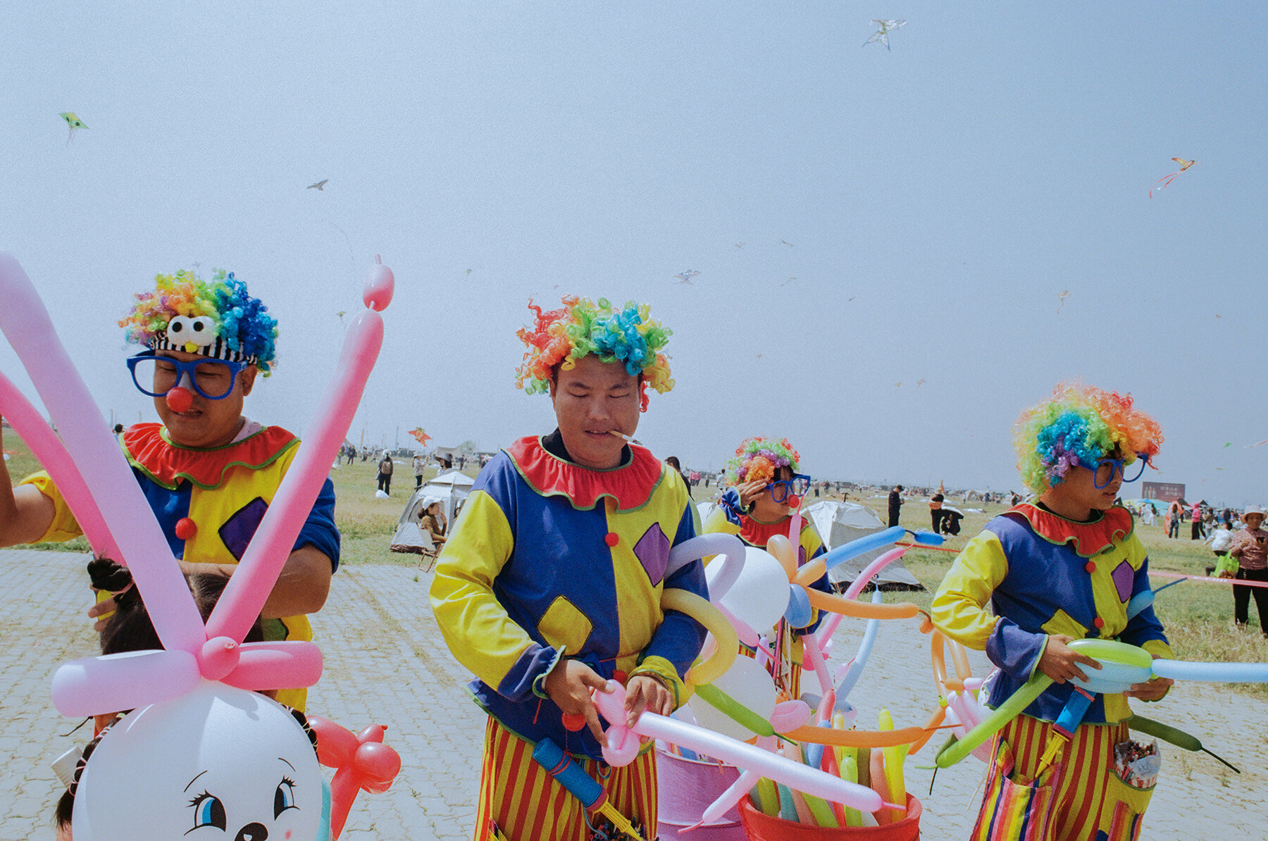 janice-chan-kites-photography-series-designboom-08a