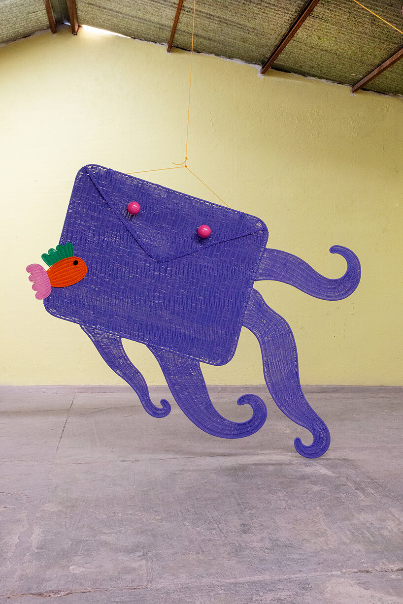 MESTIZ weaves a vibrant world of flowers and curious creatures for Hermès windows - 14