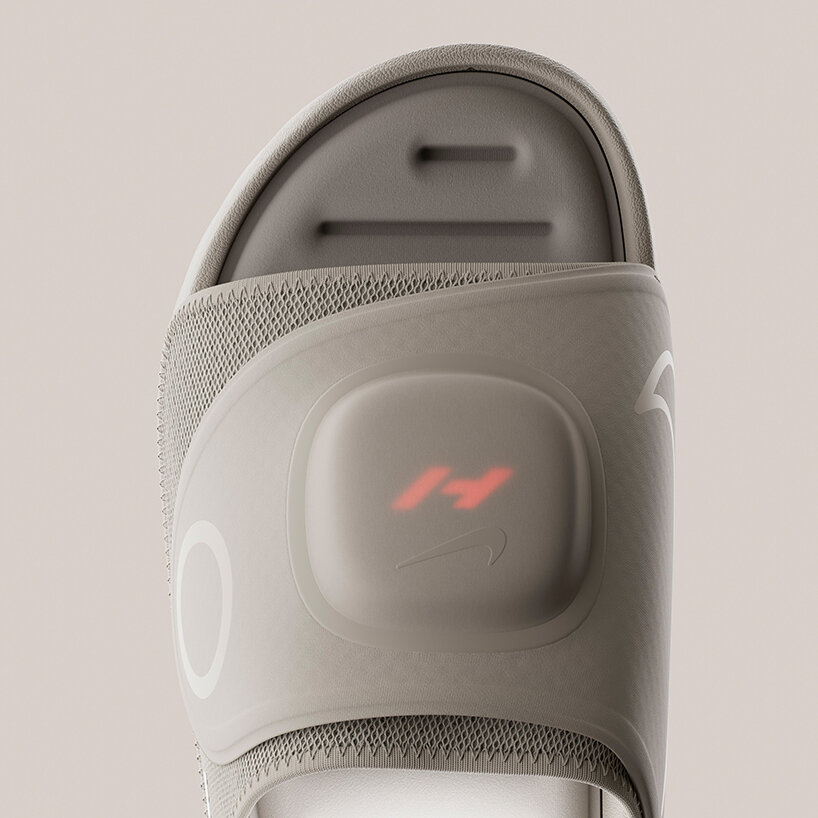 NIKE&rsquo;s hyperslide uses heat and vibration to massage your feet after workouts - 3