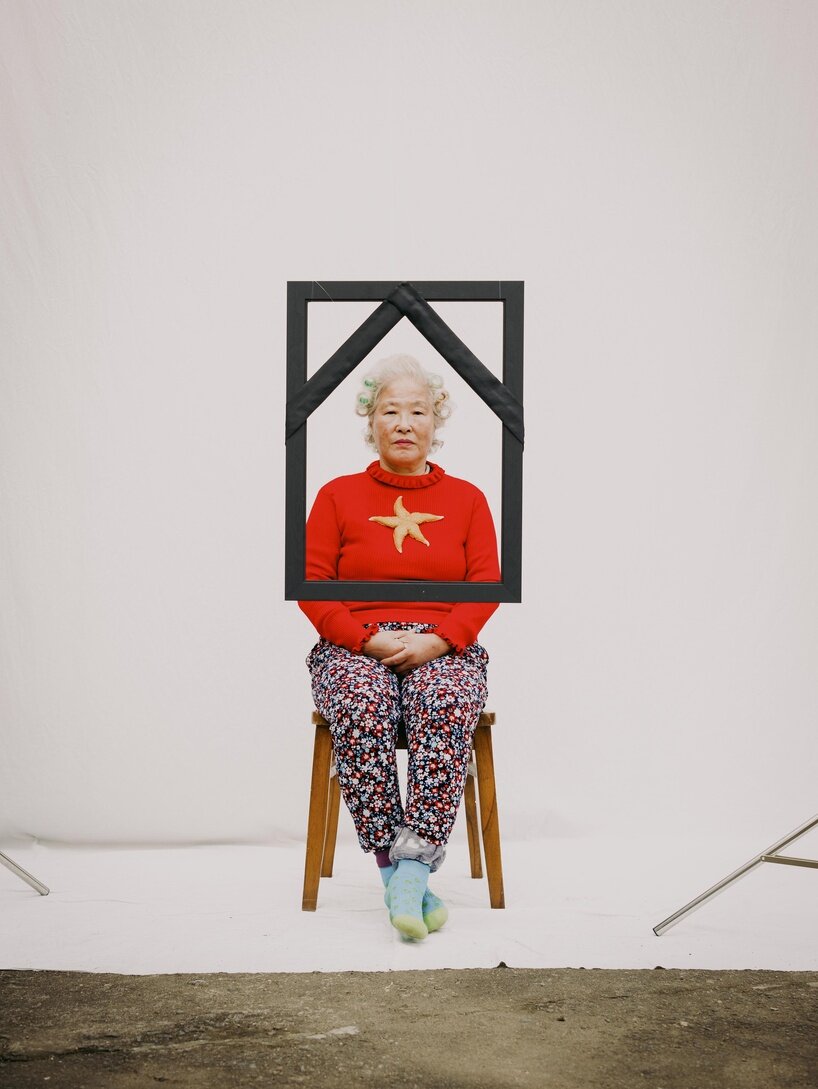 surreal mother and son photo series tells the lives of korean women through humor and play - 5