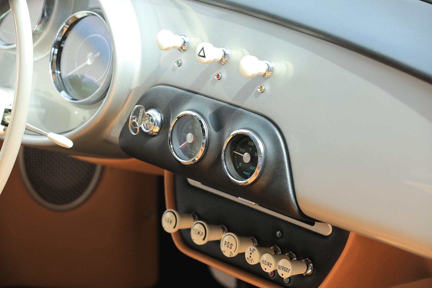 thornley-kelham-porsche-356-european-sl-restomod-designboom-06a