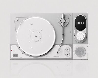 this futuristic turntable concept brings vinyl beyond nostalgia