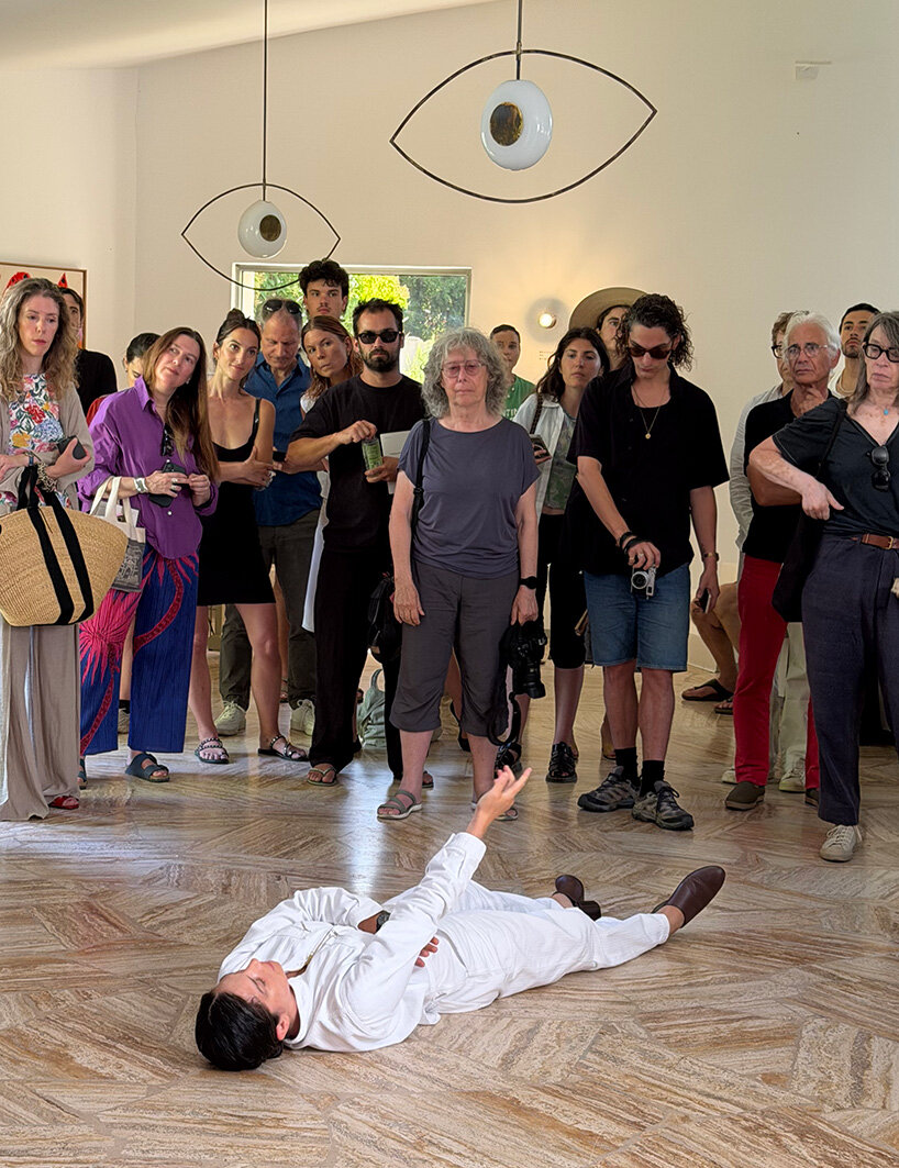 gerard & kelly reinhabit modernist villa benkemoun in arles with site-specific performance - 8