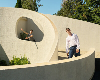 gerard & kelly reinhabit modernist villa benkemoun in arles with site-specific performance