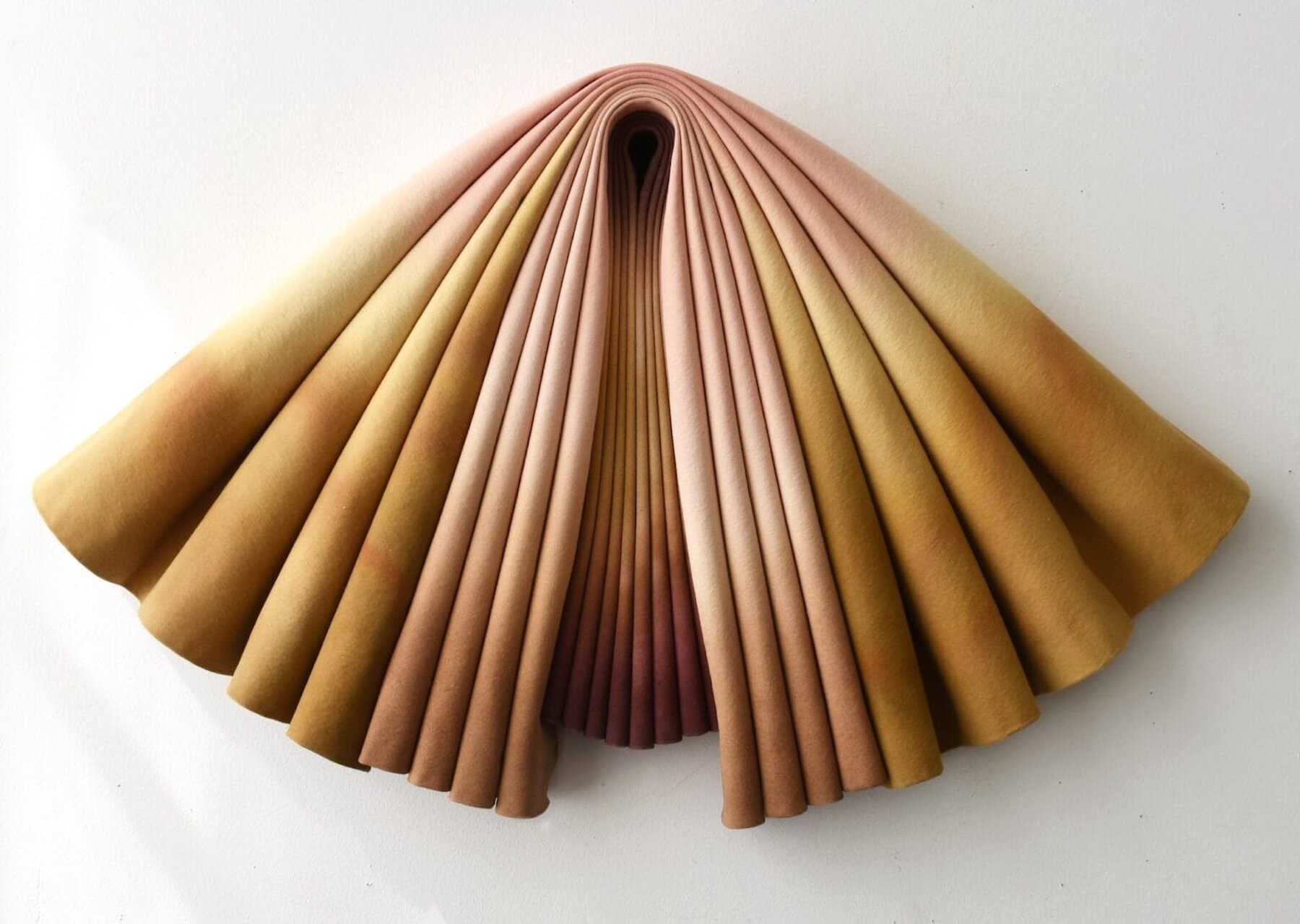 where-folded-canvas-carries-the-memory-of-the-hand-susan-maddux-designboom04