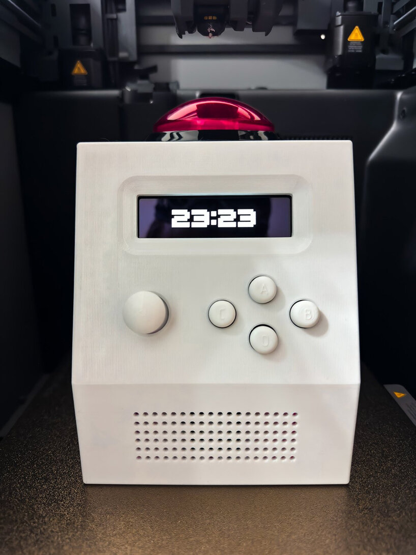 3D printed standalone alarm clock lets you smash a giant arcade button to wake up - 3