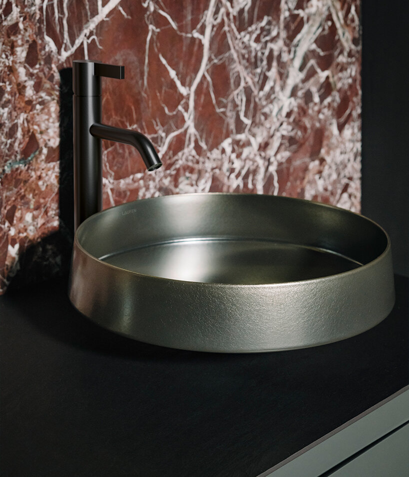 LAUFEN unveils VITREON steel for contemporary washbasin designs - 5