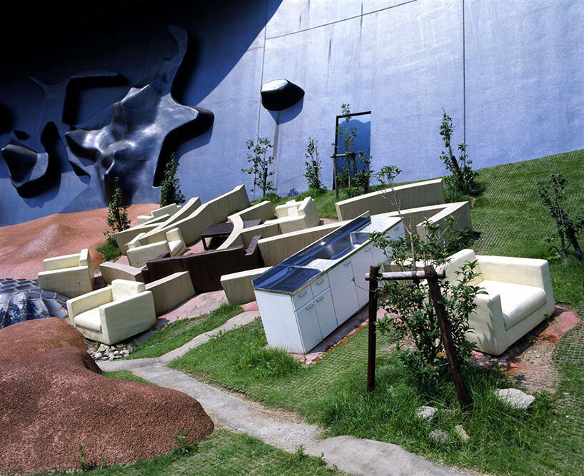 could an uncomfortable home extend life? arakawa + gins put architecture to the test - 2