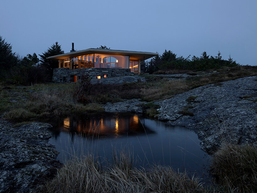 helen & hard revives viking boatbuilding with whole-tree cabin on norway’s atlantic coast