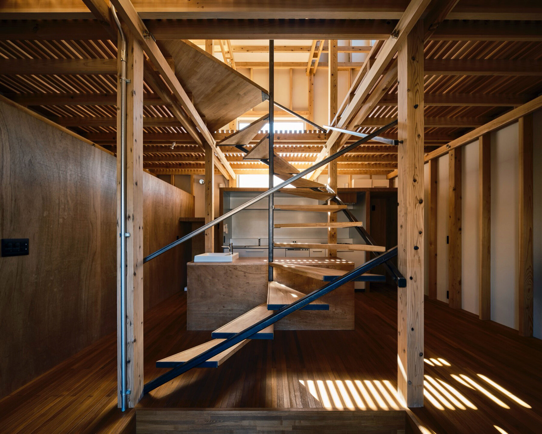 circularity-cabin-takaaki-fuji-yuko-fuji-architecture-japan-designboom-06a