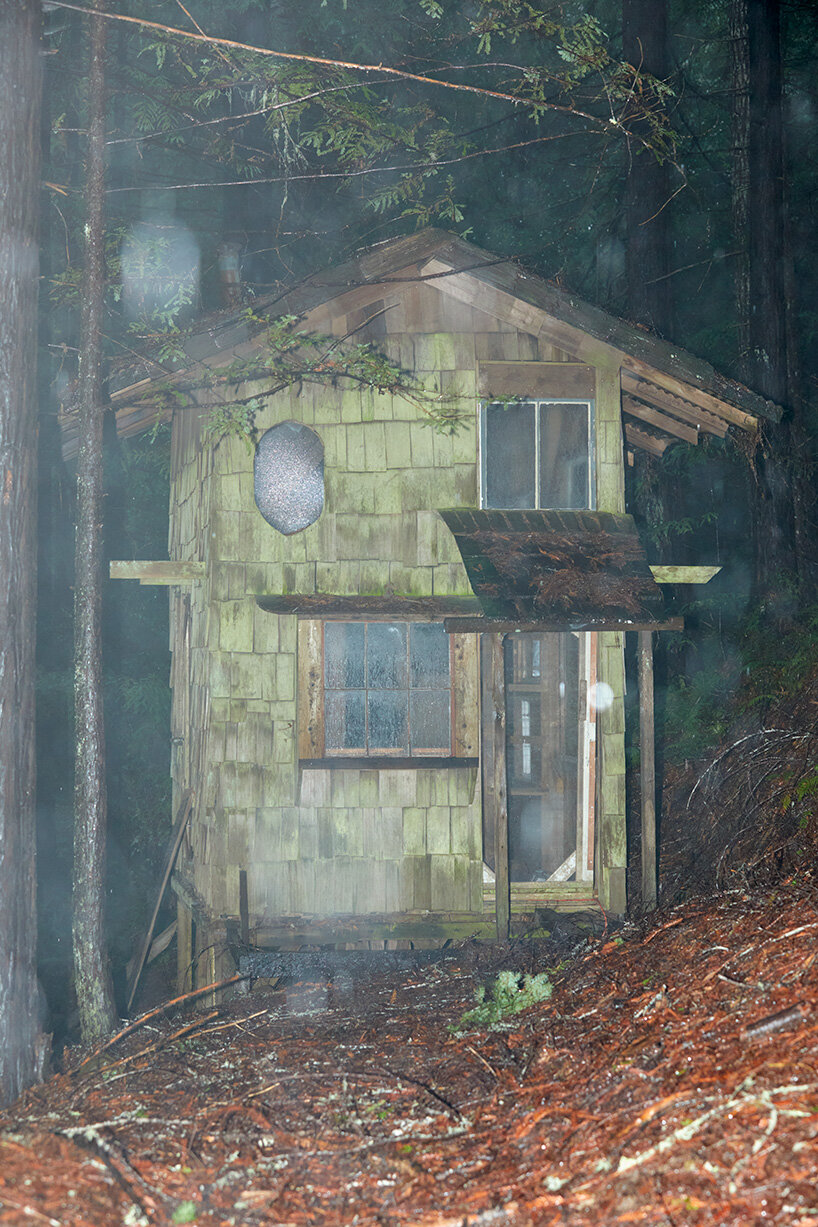 'handmade utopia' traces radical homes of northern california's back-to-the-land movement - 5