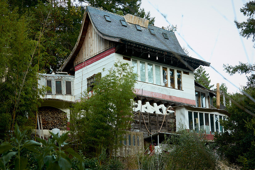 'handmade utopia' traces radical homes of northern california's back-to-the-land movement - 6