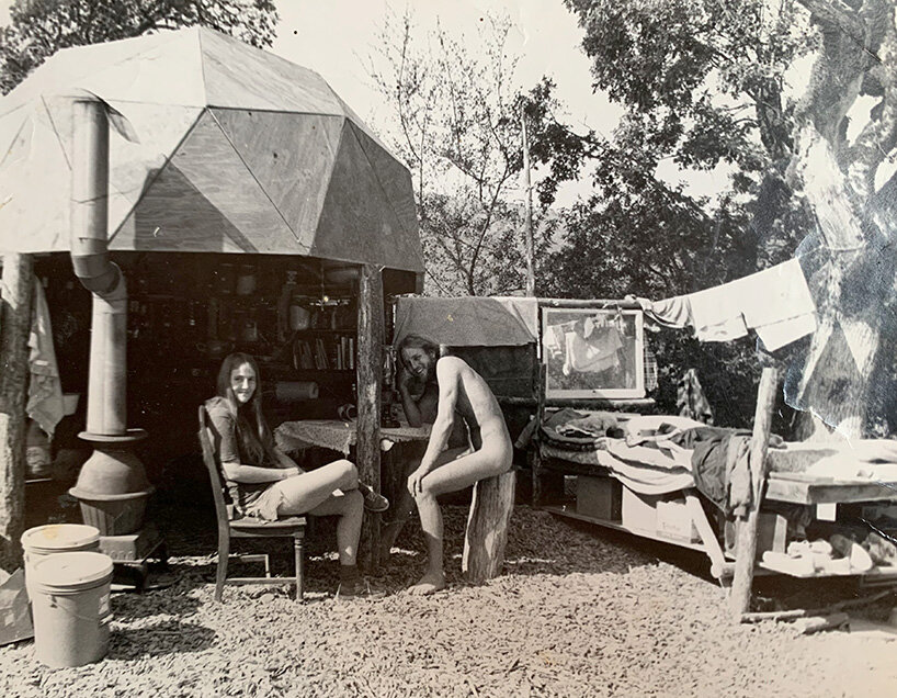 'handmade utopia' traces radical homes of northern california's back-to-the-land movement - 10