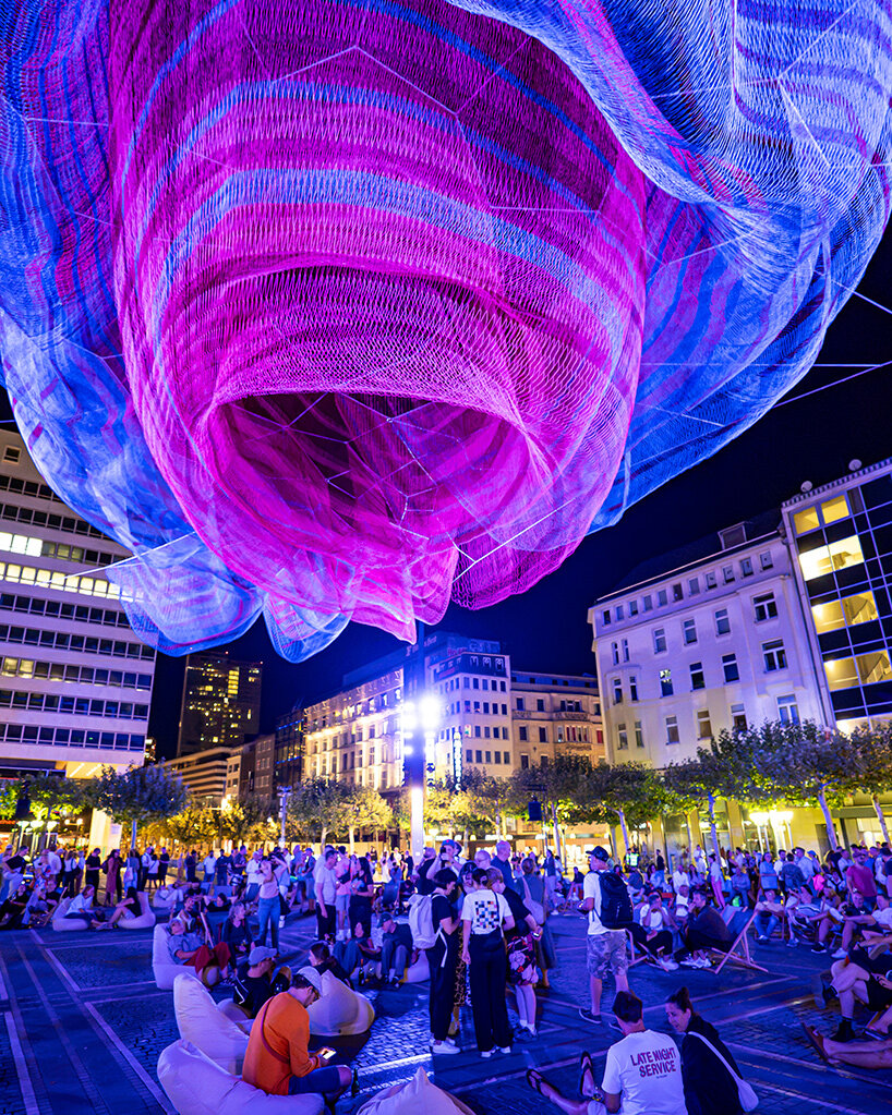 ‘nature becomes the choreographer’: janet echelman on a sky full of hope in frankfurt - 5