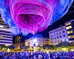 ‘nature becomes the choreographer’: janet echelman on a sky full of hope in frankfurt