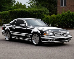 joshua vides’ mercedes SL500 looks like a drawing, and now it’s up for auction