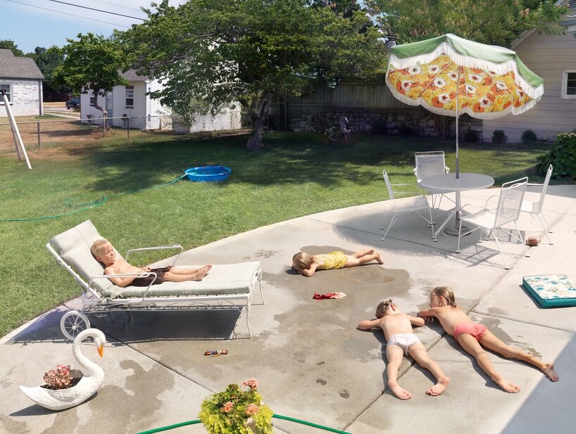 julie blackmon&rsquo;s midwest materials is a memory of the american landscape - 4