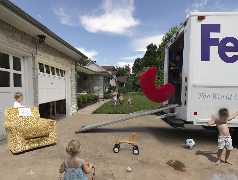 julie blackmon&rsquo;s midwest materials is a memory of the american landscape - 6