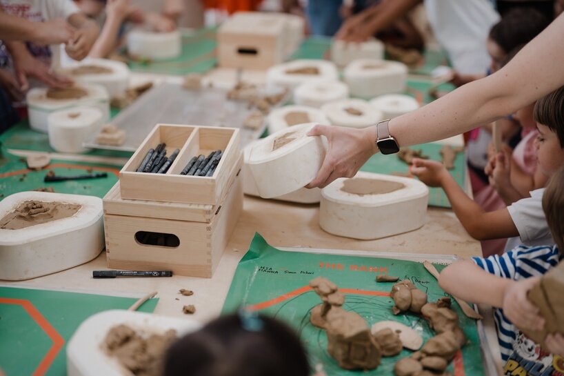 SUPERFLEX and mudam invite community to rethink the bank - 4