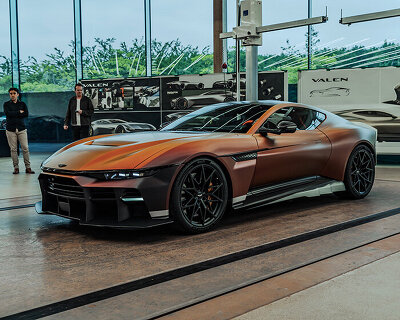 preview: limited aston martin valen's carbon fiber body coated in interference paint