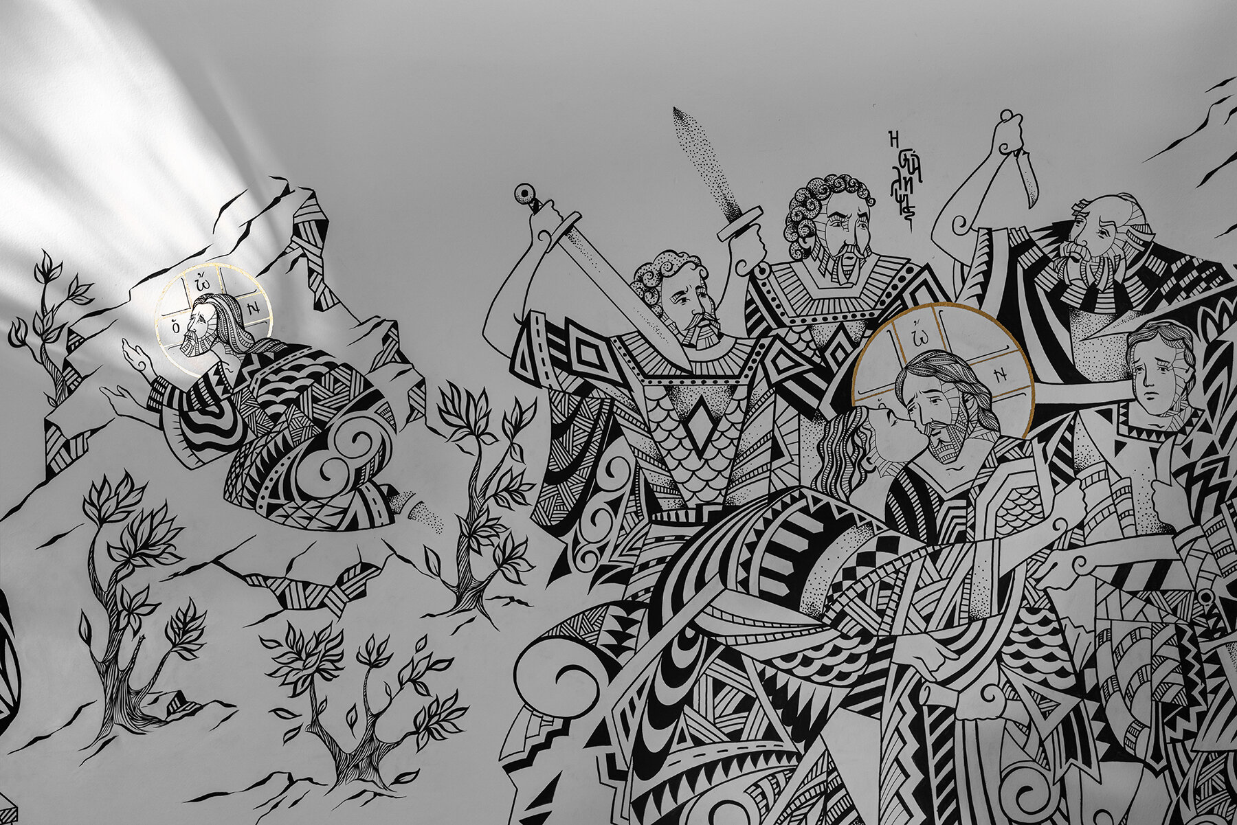 saintofathens-byzantine-iconography-black-white-frescoes-mykonos-kalesma-chapel-designboom-large01