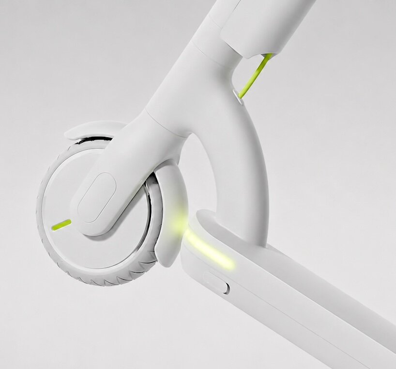 second white’s VtoV 2000 concept gives the electric scooter a more grown-up role - 4