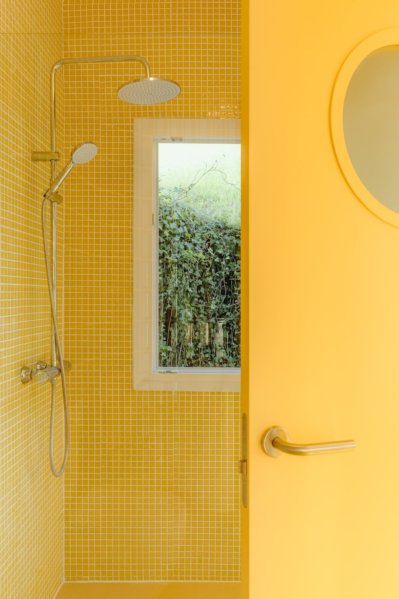 spolia brings glass-block glow and sharp color to a rural house in spain - 13