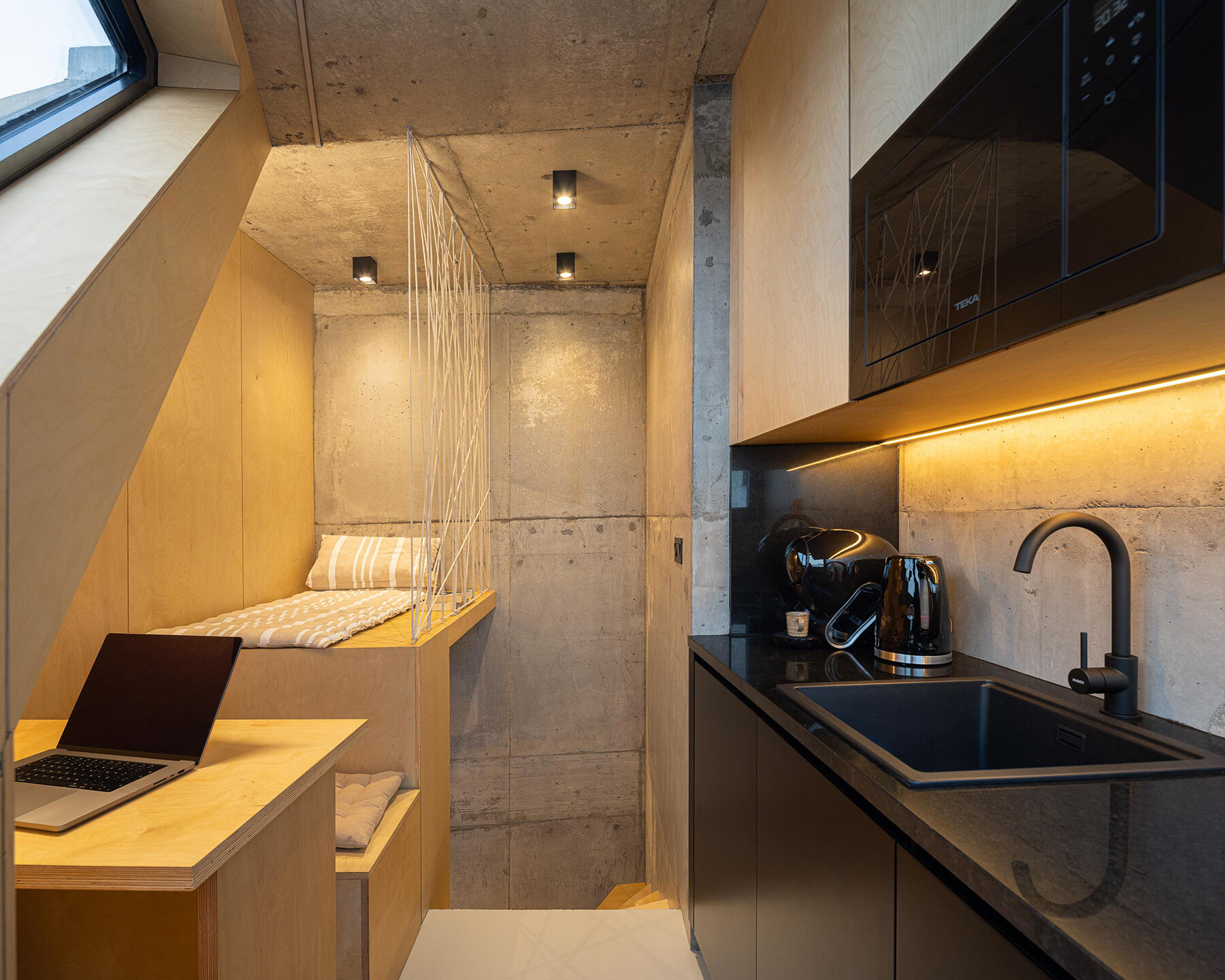 SO-arquitecura-mini-atalhada-portugal-designboom-06a