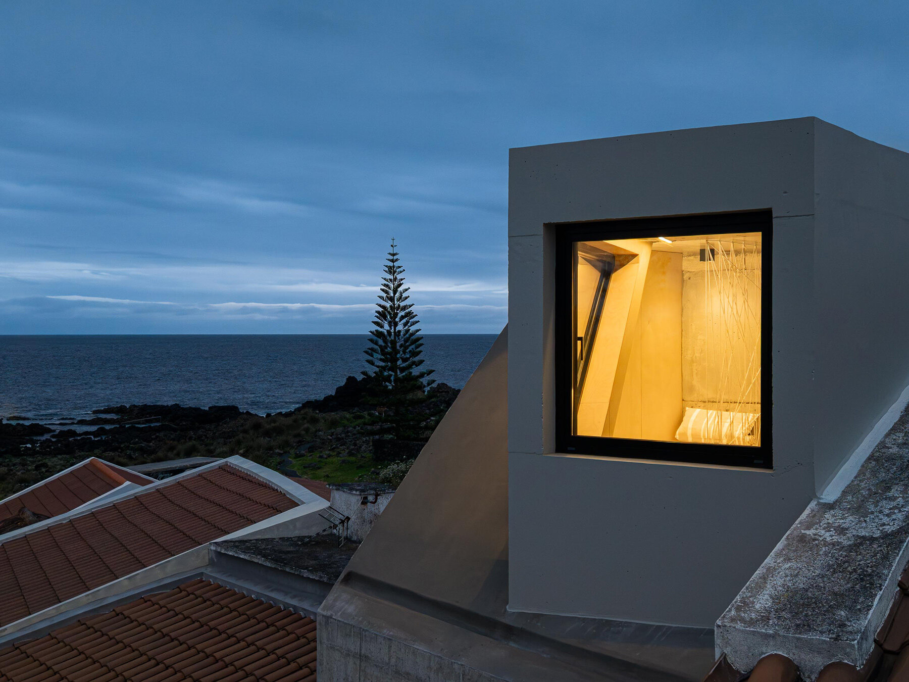 SO-arquitecura-mini-atalhada-portugal-designboom-09a