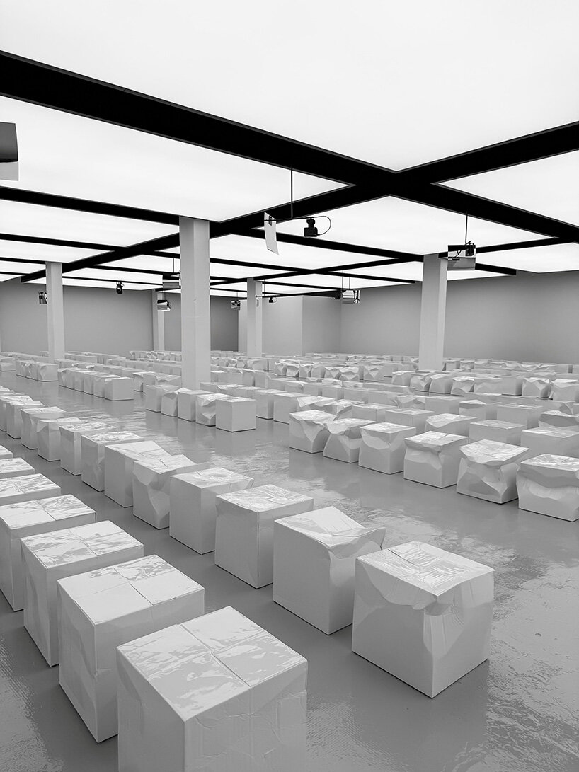 bottega veneta crumples cardboard boxes into sculptural stools for summer 2027 show - 4